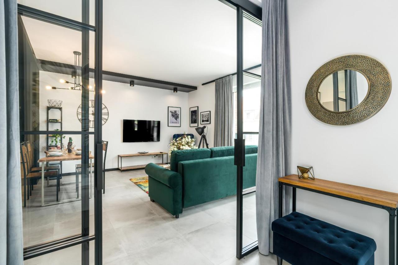 Apartments Poznan Chwaliszewo Residence With Free Garage By Noclegi Renters Exterior foto