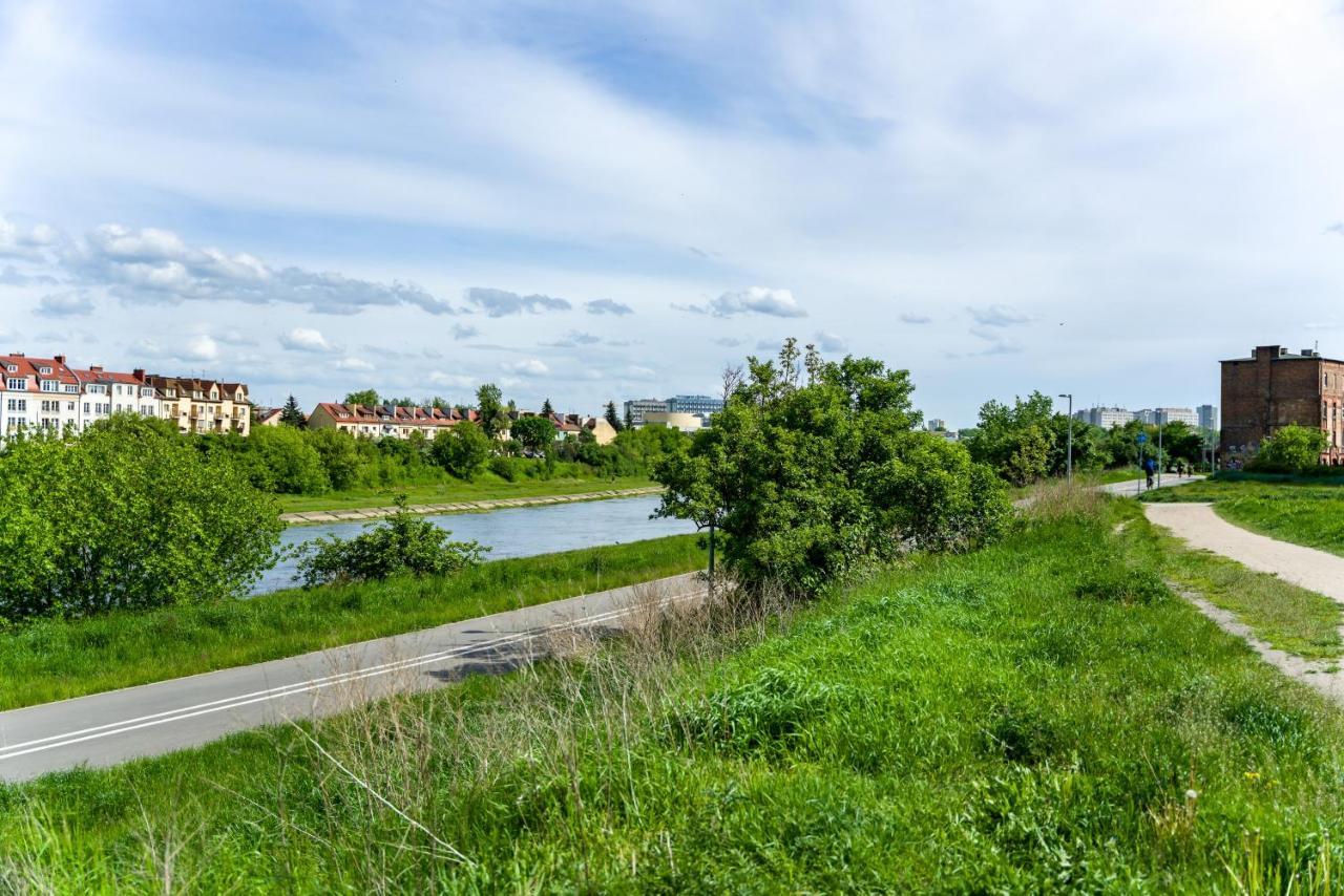Apartments Poznan Chwaliszewo Residence With Free Garage By Noclegi Renters Exterior foto