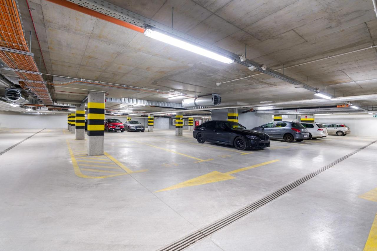 Apartments Poznan Chwaliszewo Residence With Free Garage By Noclegi Renters Exterior foto